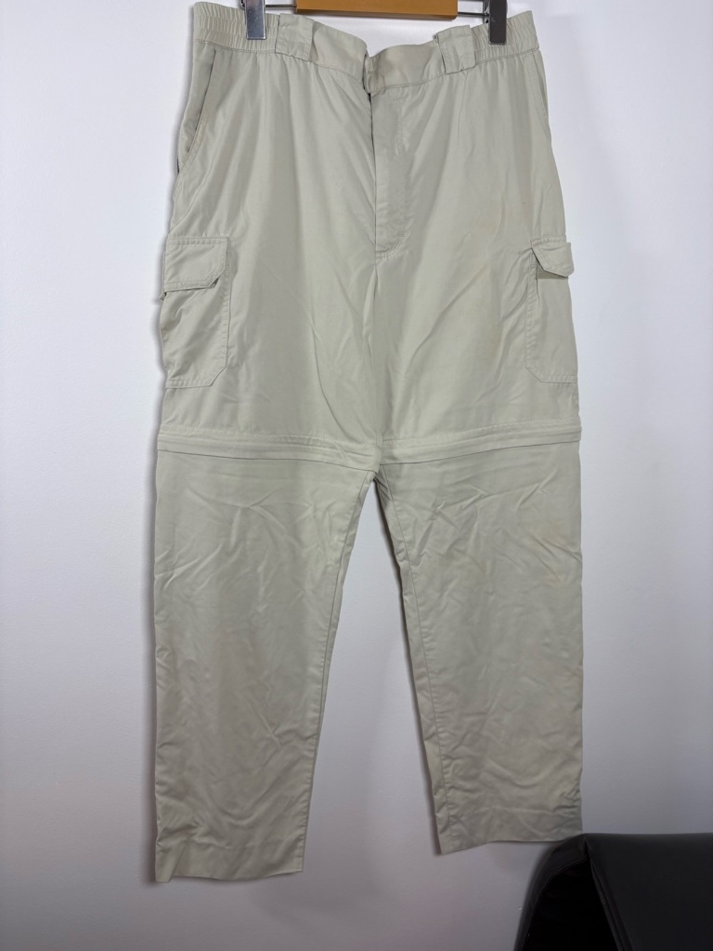 Men's Convertible Cargo Pants in Light Beige